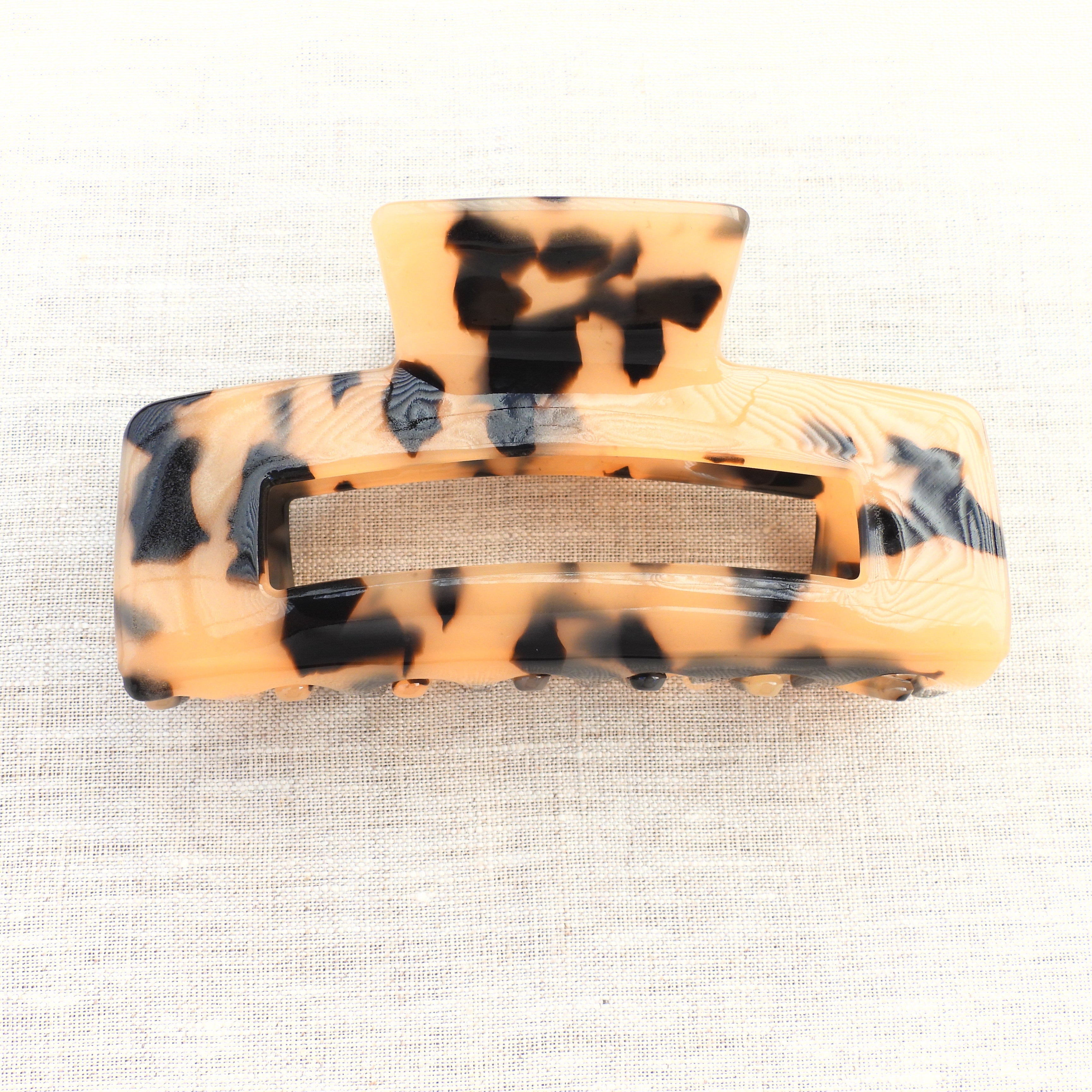 Harriet Large Acetate Hair Claw Tortoise Shell