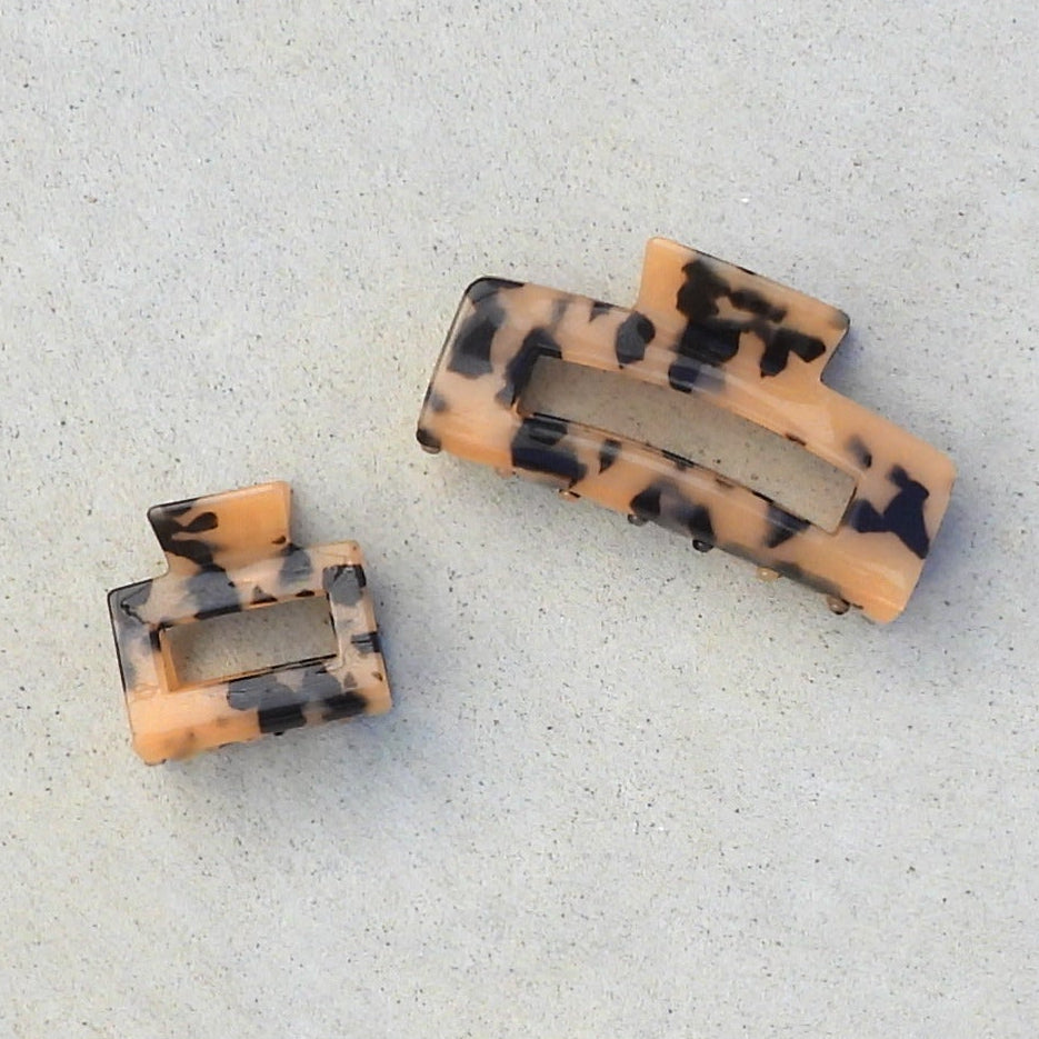 Harriet and Matilda Duo Acetate Set of Hair Claws Tortoise Shell
