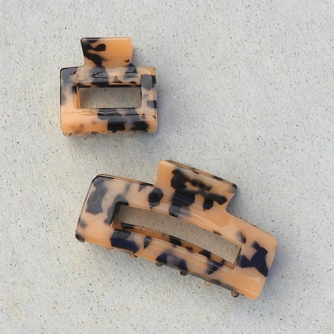 Harriet and Matilda Duo Acetate Set of Hair Claws Tortoise Shell