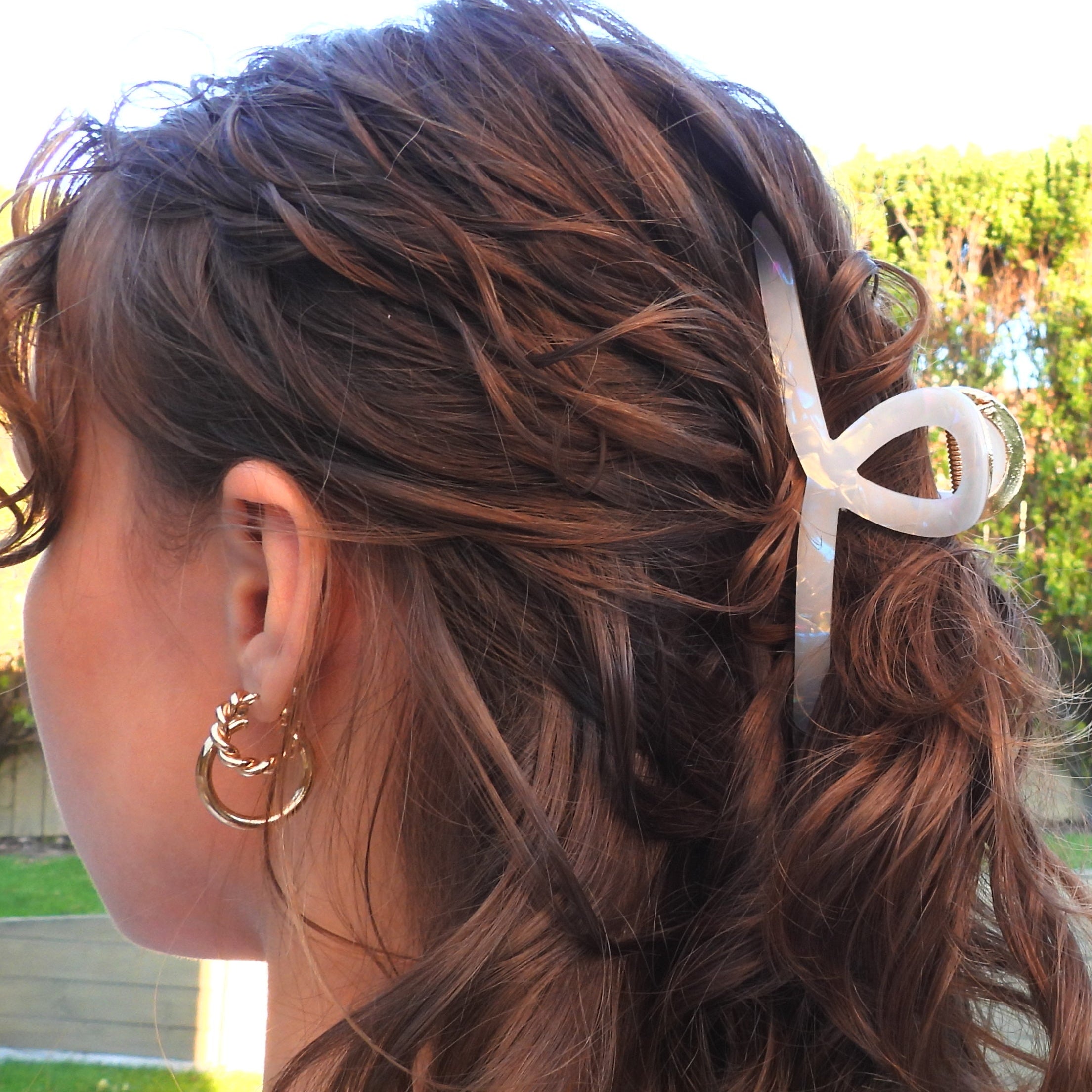 Phoebe Large Metal Acetate Hair Claw Ivory Pearl