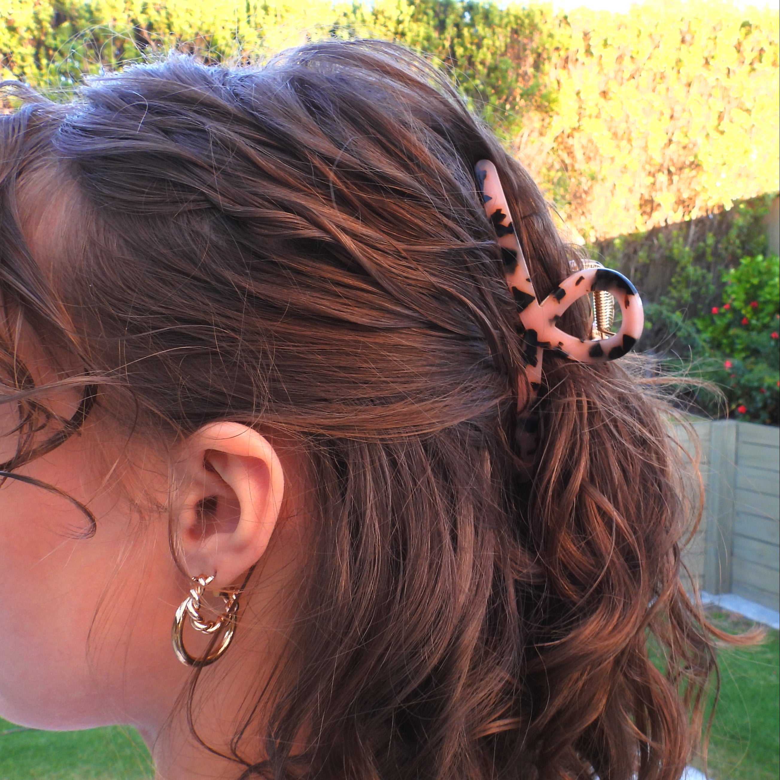 Phoebe Large Metal Acetate Hair Claw Ivory Pearl