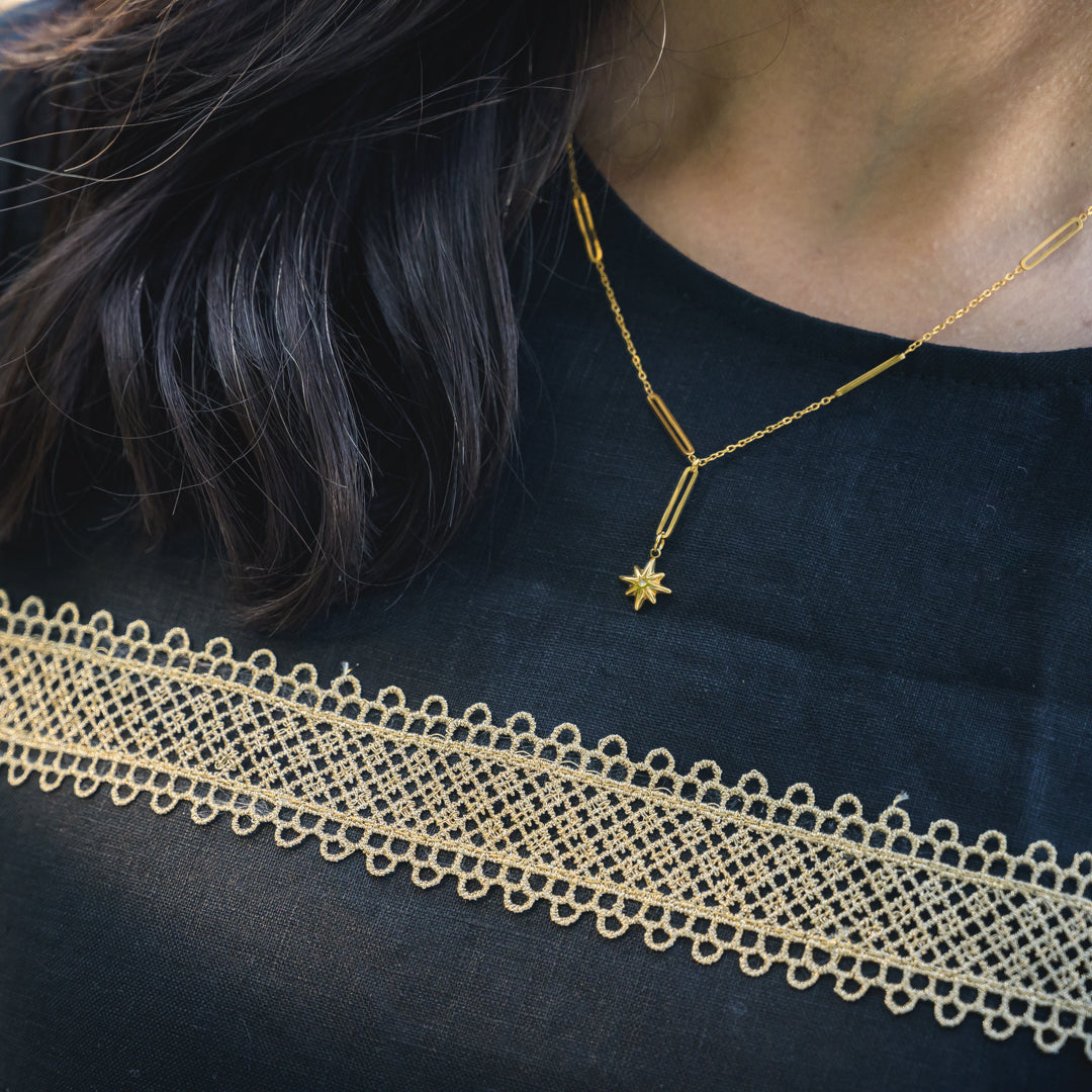 Lily Necklace