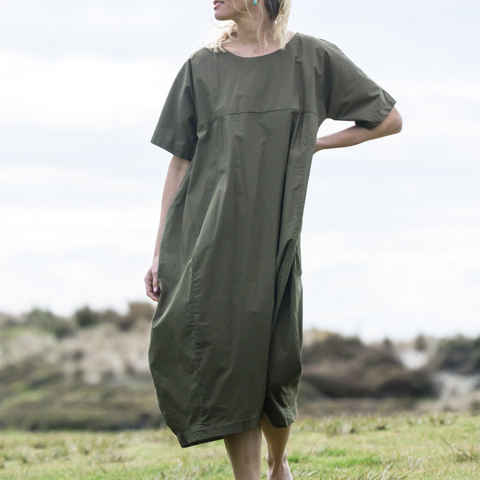 Kelly Dress Caper
